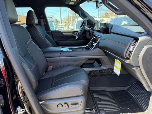 New 2025 Nissan Armada SL w/ Captain's Chari Seat Package image 29