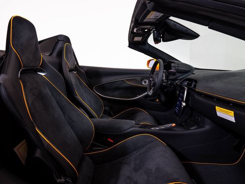 New 2026 McLaren Artura Spider image 21