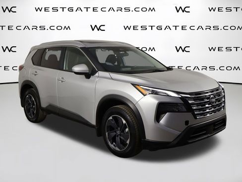 Used 2024 Nissan Rogue SV w/ SV Premium Package FWD image 47