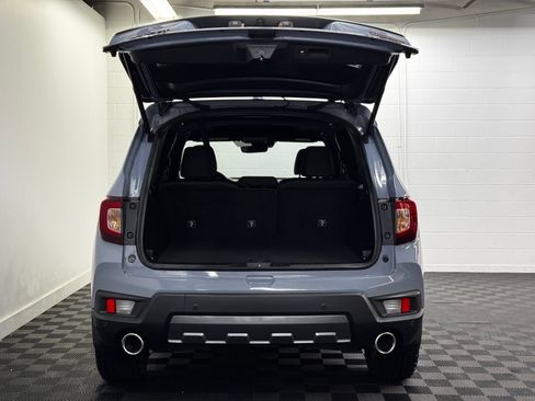Used 2023 Honda Passport TrailSport image 37