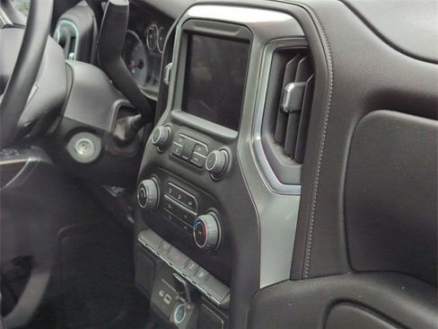 Used 2019 Chevrolet Silverado 1500 LT w/ Bed Protection Package image 14