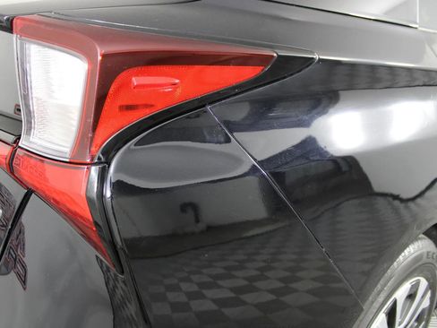 Used 2022 Toyota Prius XLE w/ Advanced Technology Package AWD/4WD image 27