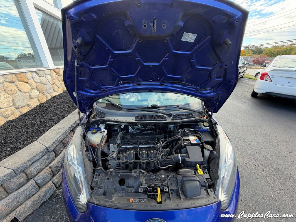 Used 2014 Ford Fiesta SE w/ Equipment Group 201A FWD image 13