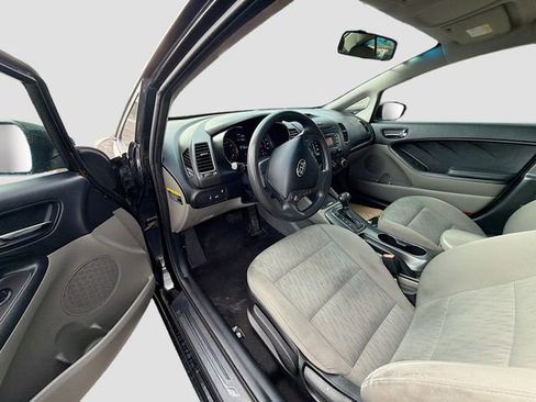 Used 2015 Kia Forte LX image 18