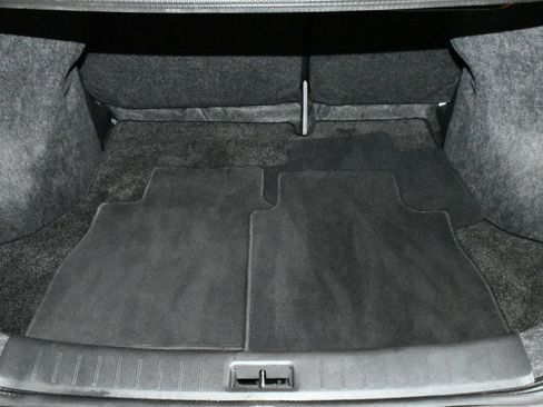 Used 2019 Nissan Sentra SL image 95