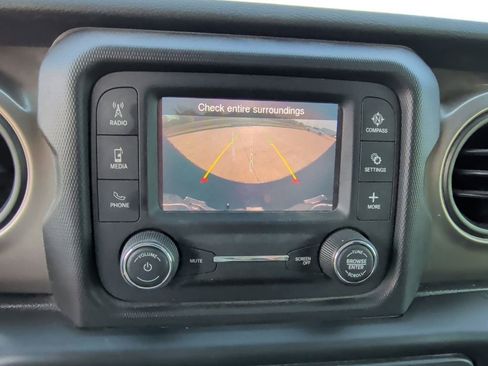 Used 2020 Jeep Wrangler Unlimited Sport S image 23