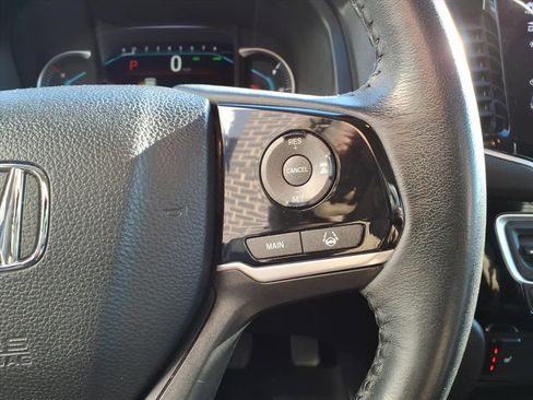 Used 2019 Honda Pilot Touring image 19