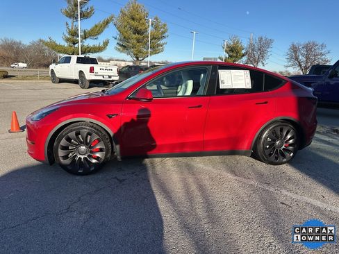Used 2023 Tesla Model Y Performance image 15