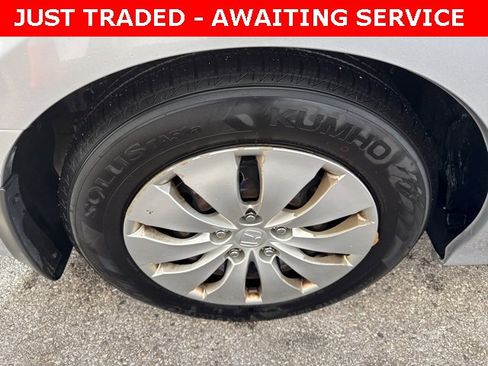 Used 2012 Honda Accord LX image 18