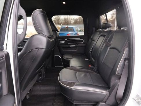 Used 2019 RAM 2500 Laramie image 9
