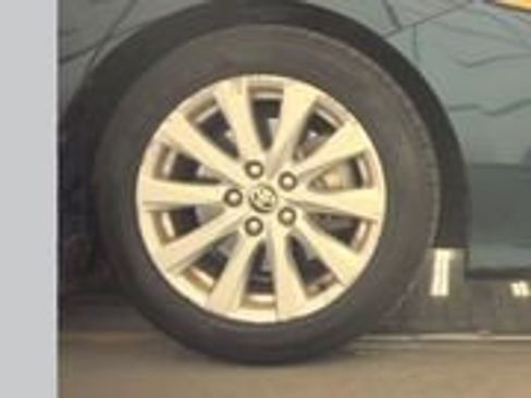 Used 2020 Toyota Camry LE FWD image 8