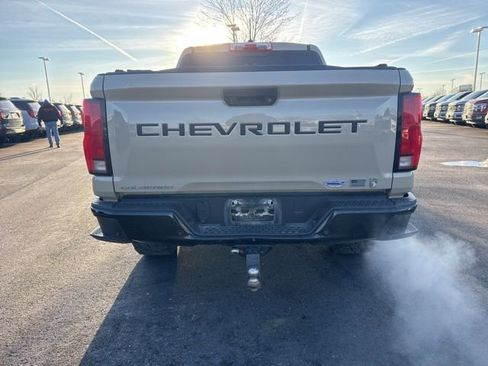 Used 2023 Chevrolet Colorado Z71 w/ Z71 Convenience Package 2 image 5