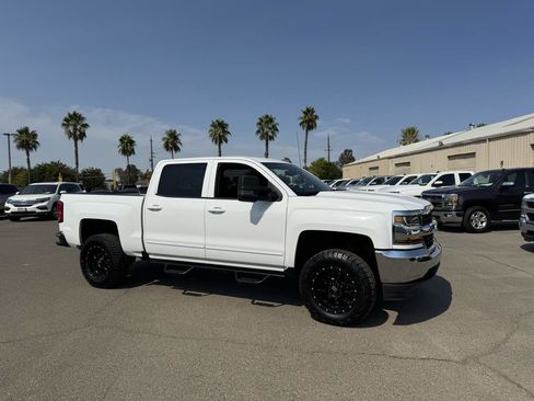 Used 2018 Chevrolet Silverado 1500 LT w/ Trailering Package image 15