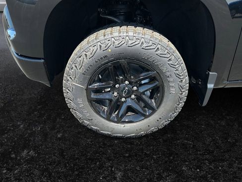 New 2026 Chevrolet Silverado 1500 Custom Trail Boss AWD/4WD image 9