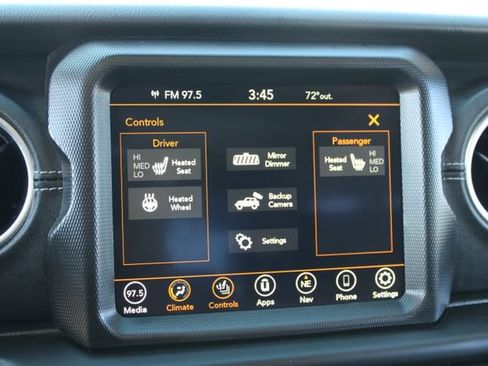 Used 2023 Jeep Wrangler Unlimited Sahara w/ Cold Weather Group AWD/4WD image 23