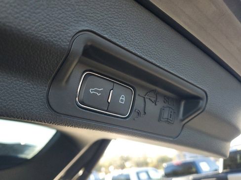 Used 2024 Ford Explorer XLT w/ Equipment Group 202A image 26