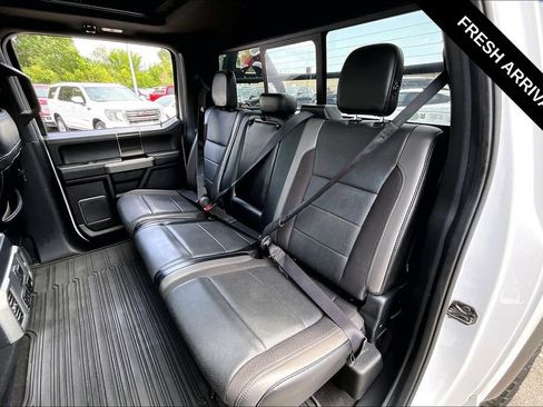 Used 2019 Ford F150 Raptor w/ Equipment Group 802A Luxury AWD/4WD image 6
