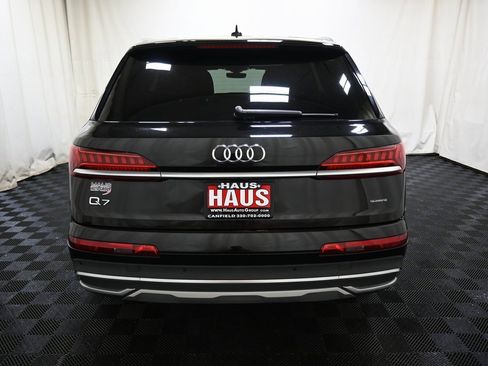 Used 2021 Audi Q7 3.0T Premium image 14