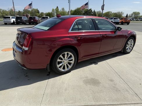 Used 2015 Chrysler 300 Limited w/ 300 Premium Group AWD/4WD image 7