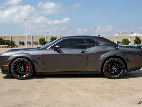 Used 2023 Dodge Challenger SRT Hellcat RWD image 8