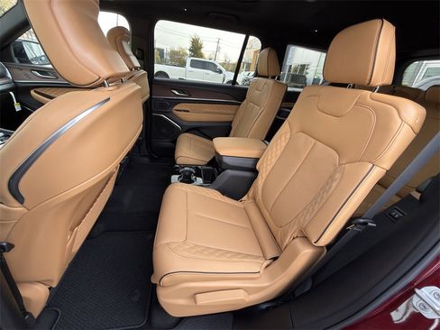 New 2025 Jeep Grand Cherokee L Summit image 21