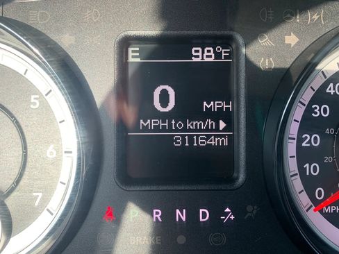 Used 2018 RAM 1500 Express AWD/4WD image 12
