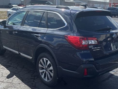 Used 2018 Subaru Outback 2.5i Touring w/ Popular Package #3 image 5