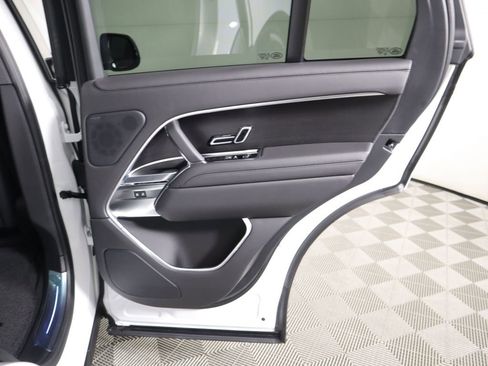 New 2026 Land Rover Range Rover SE AWD/4WD image 29