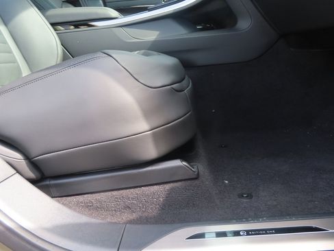 New 2024 Land Rover Range Rover Sport SV Edition One Carbon Bronze image 20