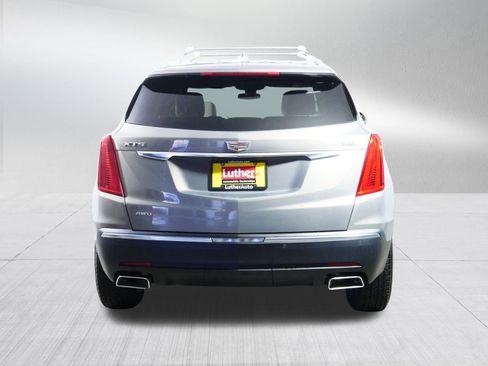 Used 2017 Cadillac XT5 Luxury w/ Driver Awareness Package image 6