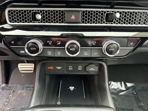 Used 2025 Honda Civic Sport Touring image 24