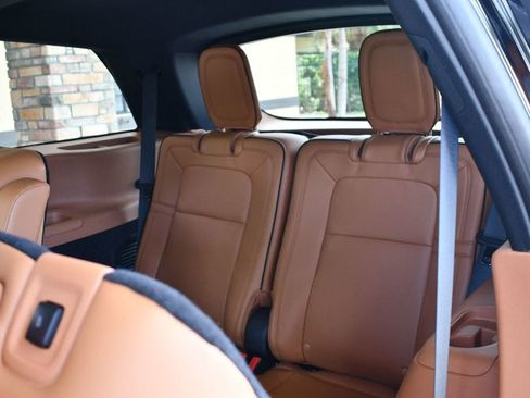 Used 2020 Lincoln Aviator Black Label w/ Dynamic Handling Package image 18