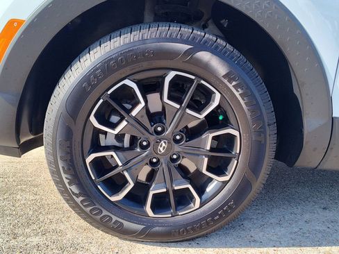 Used 2022 Hyundai Santa Cruz SEL Premium w/ Cargo Package image 13