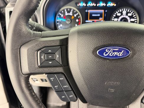 Used 2018 Ford F150 XLT w/ Equipment Group 302A Luxury AWD/4WD image 25