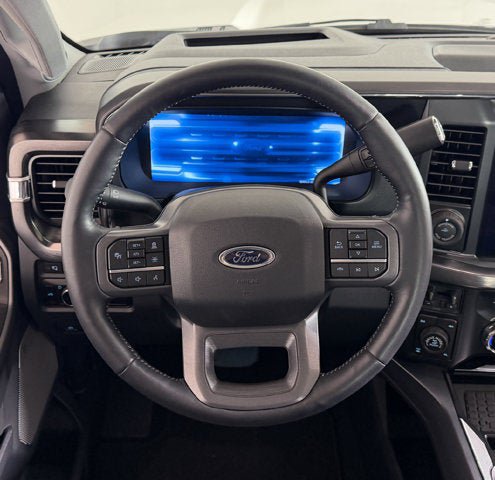 Used 2024 Ford F250 Lariat w/ Lariat Ultimate Package AWD/4WD image 9