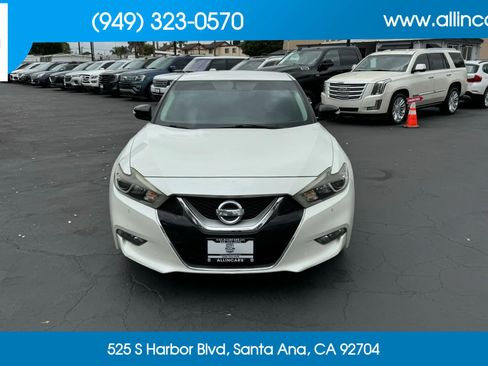 Used 2017 Nissan Maxima SR FWD image 2