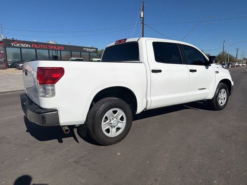 Used 2012 Toyota Tundra 2WD CrewMax w/ Tow Pkg image 11