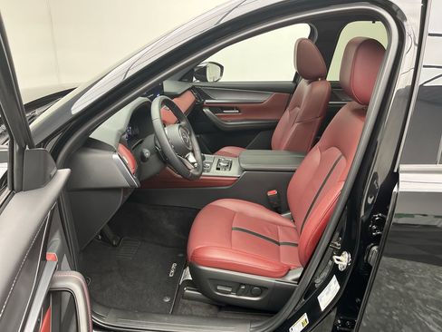 Certified 2025 MAZDA CX-70 Plug-In Hybrid w/ Premium Plus image 10