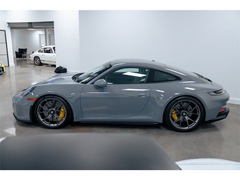 Used 2023 Porsche 911 GT3 RWD image 11