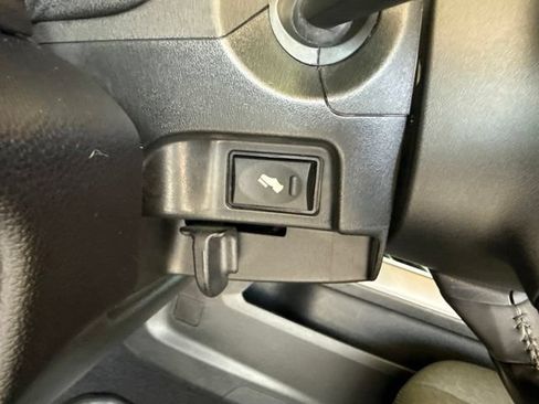 Used 2021 RAM 2500 Big Horn w/ Level B Equipment Group AWD/4WD image 17
