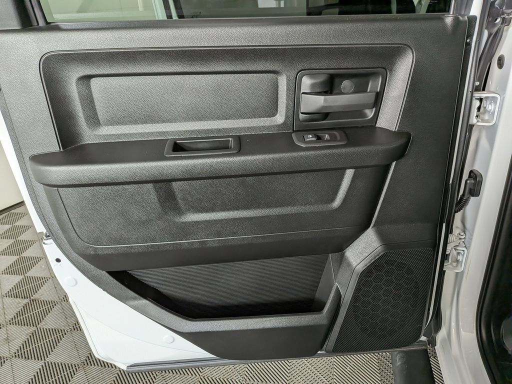 Certified 2026 RAM 2500 Tradesman AWD/4WD image 23