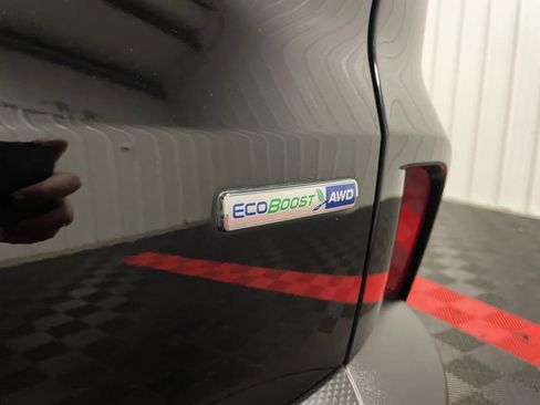 Used 2020 Ford Escape Titanium image 16