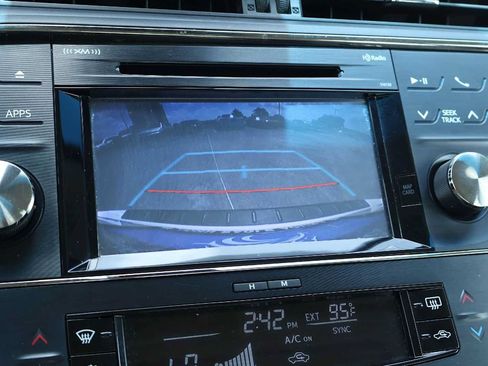 Used 2017 Toyota Avalon XLE Premium FWD image 27