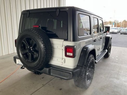 Used 2019 Jeep Wrangler Unlimited Sport image 21