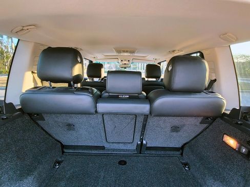 Used 2012 Land Rover Range Rover Supercharged image 53