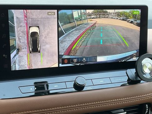 Used 2025 Nissan Rogue Platinum w/ Platinum Premium Package image 33