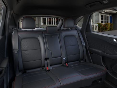 Used 2025 Ford Escape ST-Line w/ Equipment Group 301A image 11