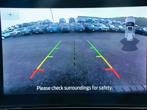 Used 2022 Ford Explorer XLT w/ Equipment Group 202A AWD/4WD image 39