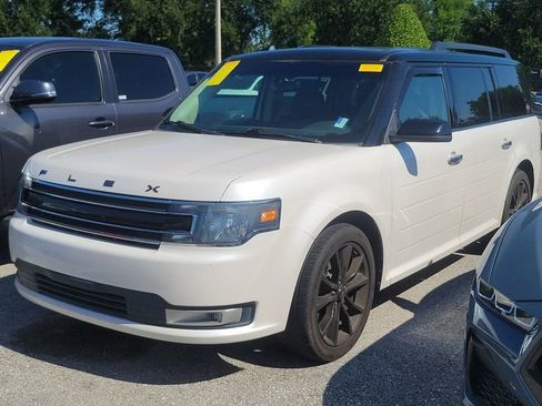 Used 2018 Ford Flex SEL w/ Equipment Group 202A FWD image 2
