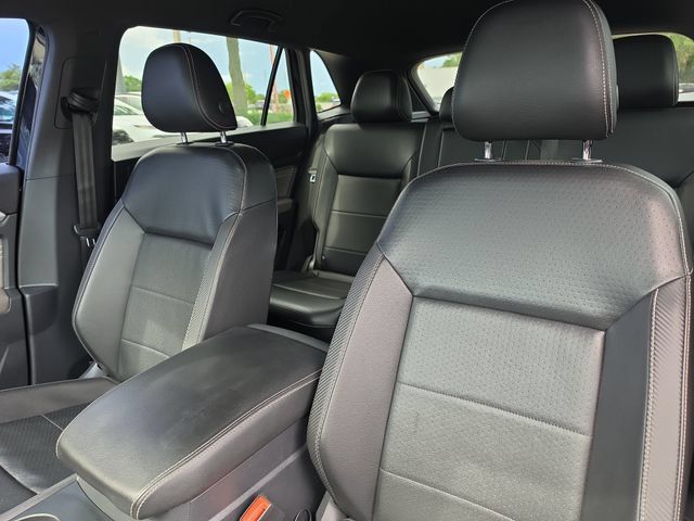 Used 2022 Volkswagen Atlas Cross Sport SE FWD image 21